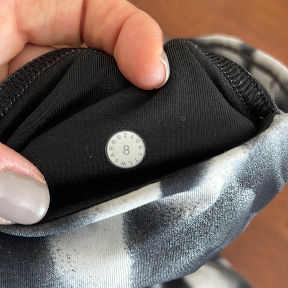 LULULEMON | Full Length Leggings - Picture 5 of 5